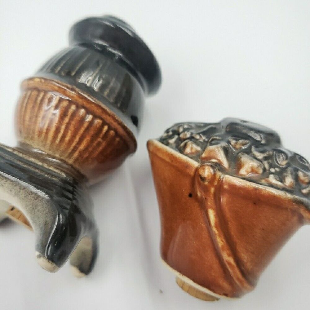 Vtg Pot Belly Stove and Coal Bucket Salt and Pepper Shakers 60s MCM Japan Rustic